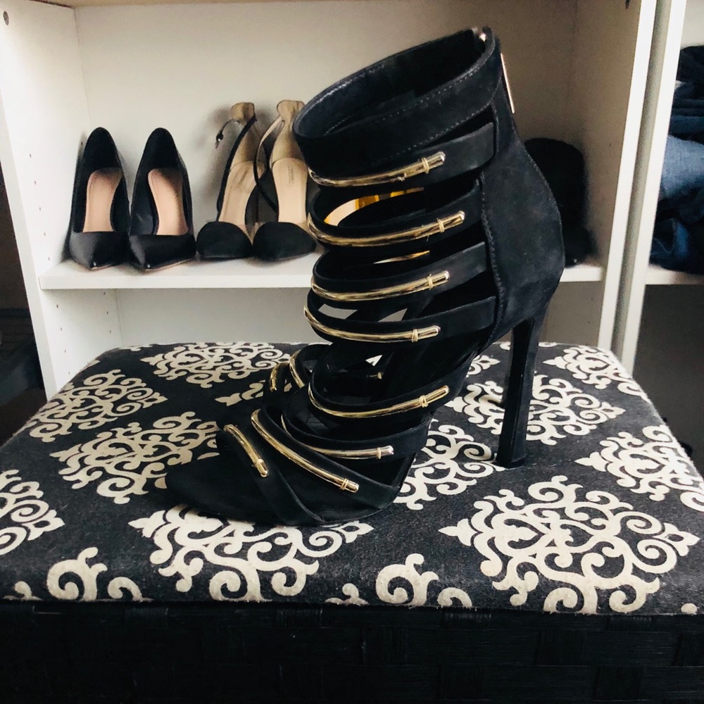 SCHUTZ Caged Sandal Euro 40